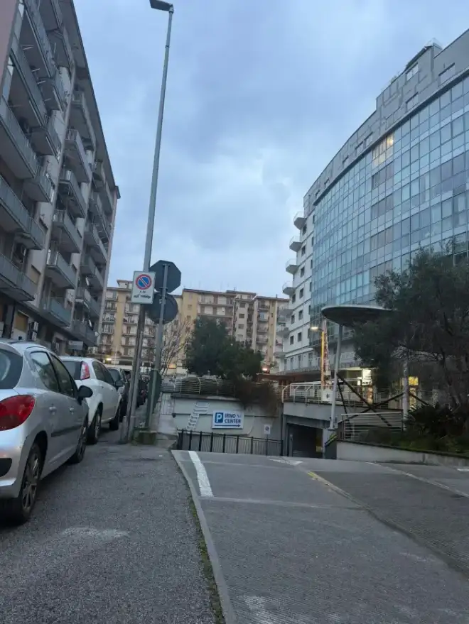 Facilità di parcheggio vicino al ristorante